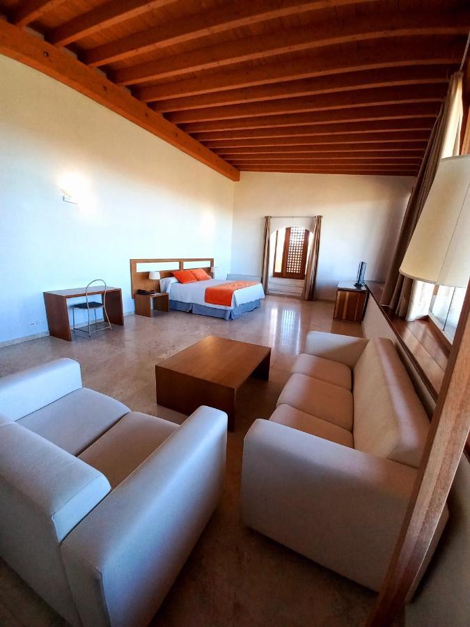 Hotel 4 Estrellas Conventual De Alcantara Zewnętrze zdjęcie