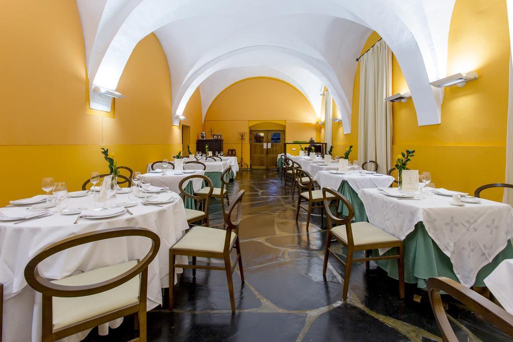 Hotel 4 Estrellas Conventual De Alcantara Zewnętrze zdjęcie