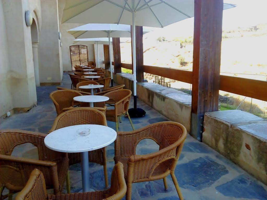 Hotel 4 Estrellas Conventual De Alcantara Zewnętrze zdjęcie