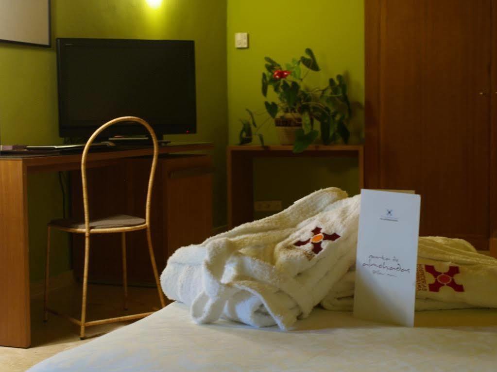 Hotel 4 Estrellas Conventual De Alcantara Zewnętrze zdjęcie